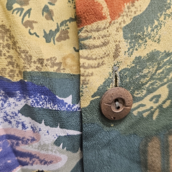 Avanti Vintage 90’s Hawaiian Short Sleeve Button Down 100% Silk Shirt. - Picture 7 of 12